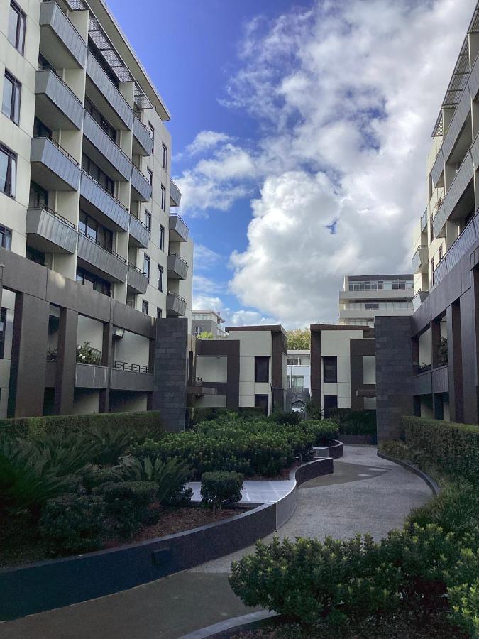 In The Heart Of Port Melbourne Apartment Exterior photo