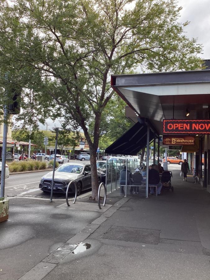 In The Heart Of Port Melbourne Apartment Exterior photo